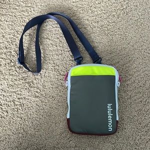 Lululemon crossbody